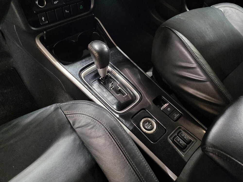 2020 Mitsubishi Outlander in Jacksonville, FL 32225 - 18097909 26