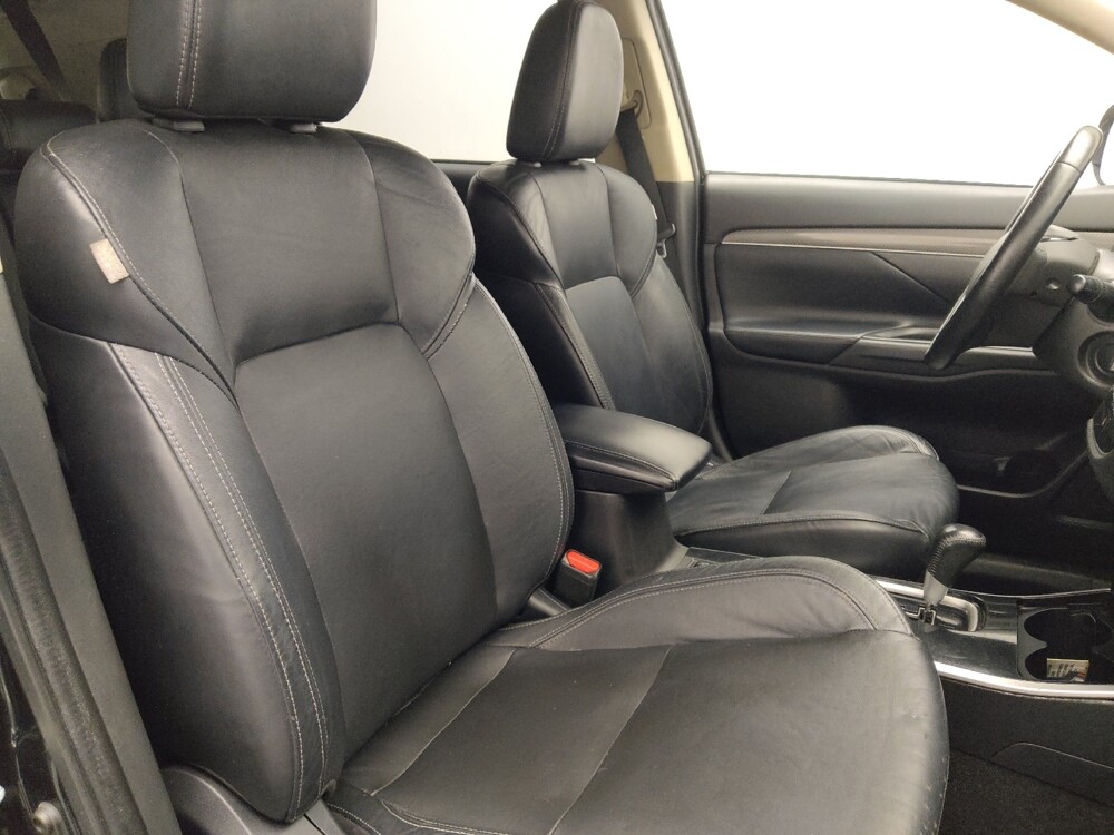 2020 Mitsubishi Outlander in Jacksonville, FL 32225 - 18097909 21