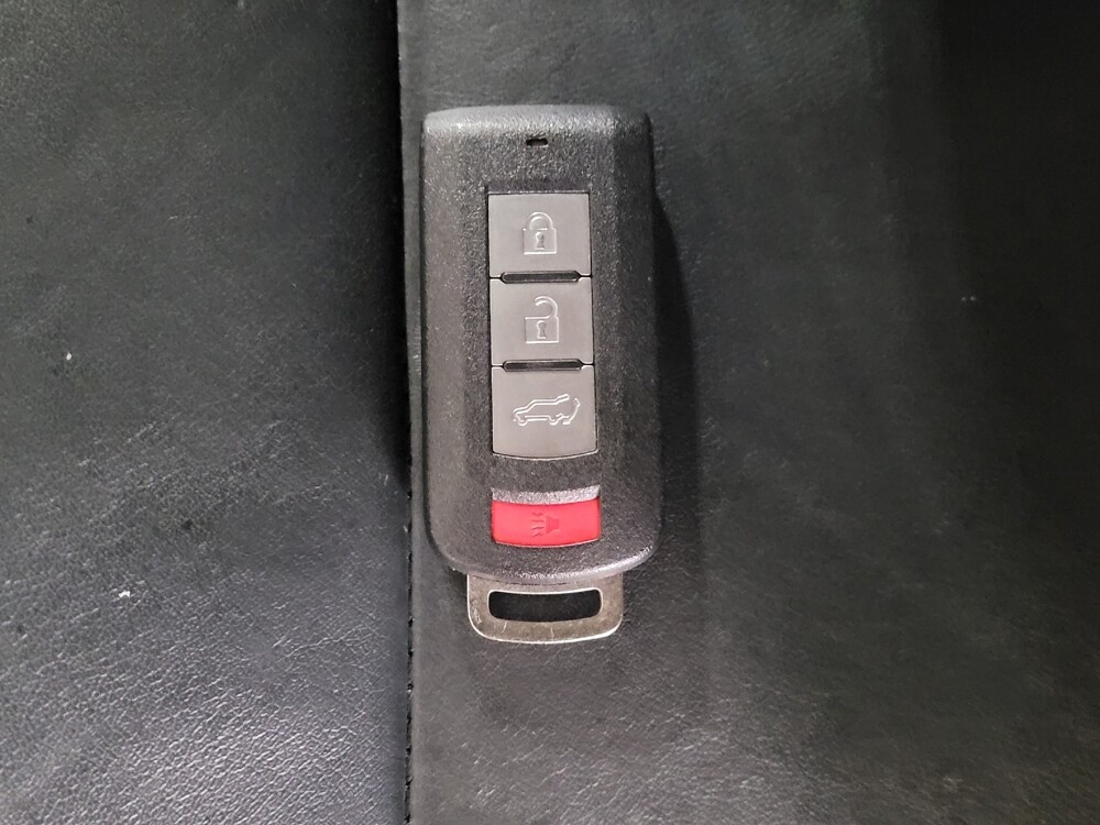 2020 Mitsubishi Outlander in Jacksonville, FL 32225 - 18097909 32