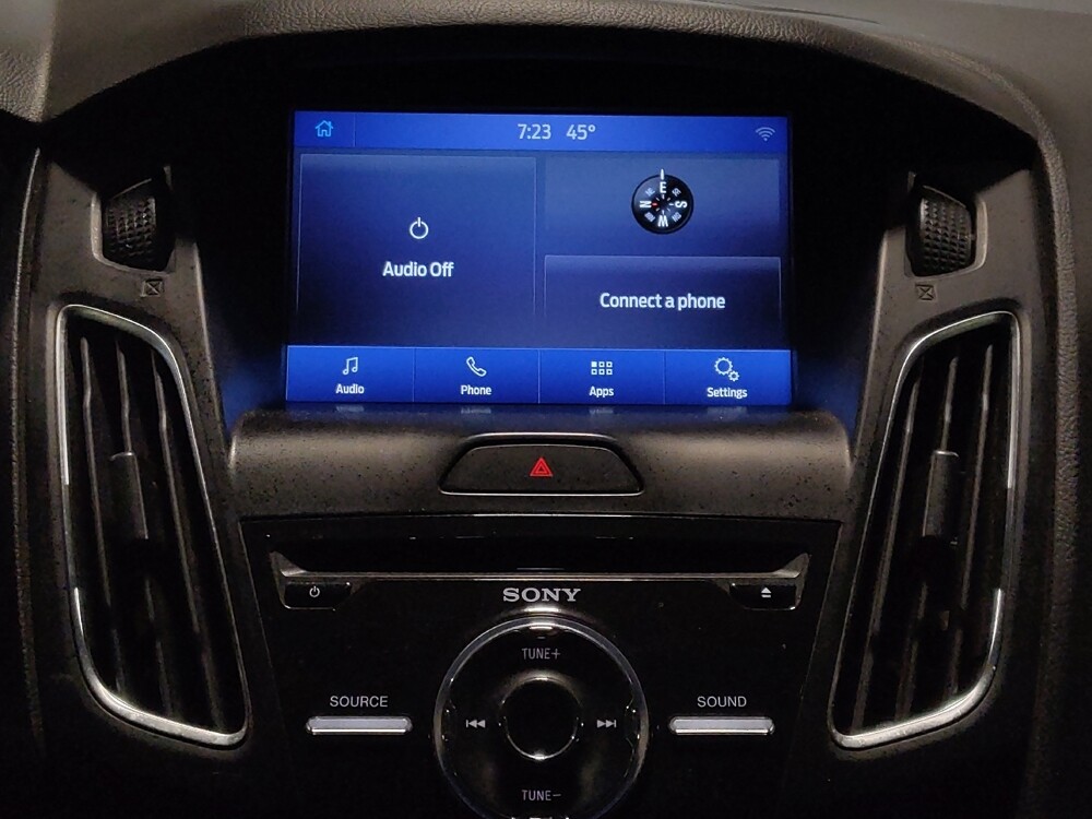 2018 Ford Focus in Jacksonville, FL 32225 - 18097911 25