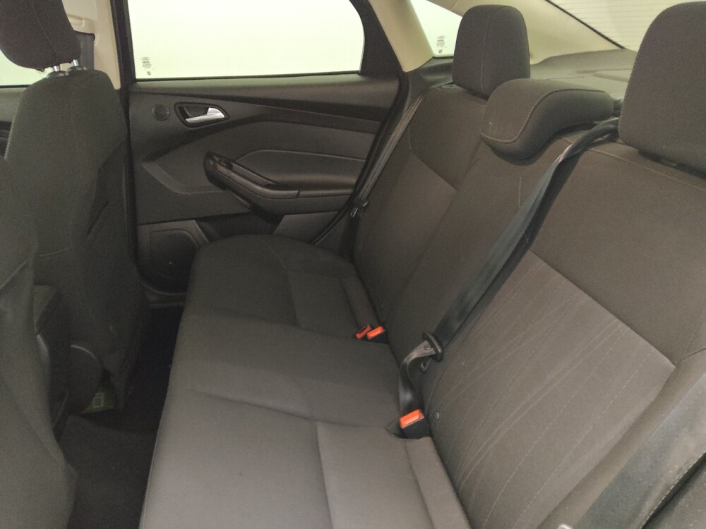 2018 Ford Focus in Jacksonville, FL 32225 - 18097911 18