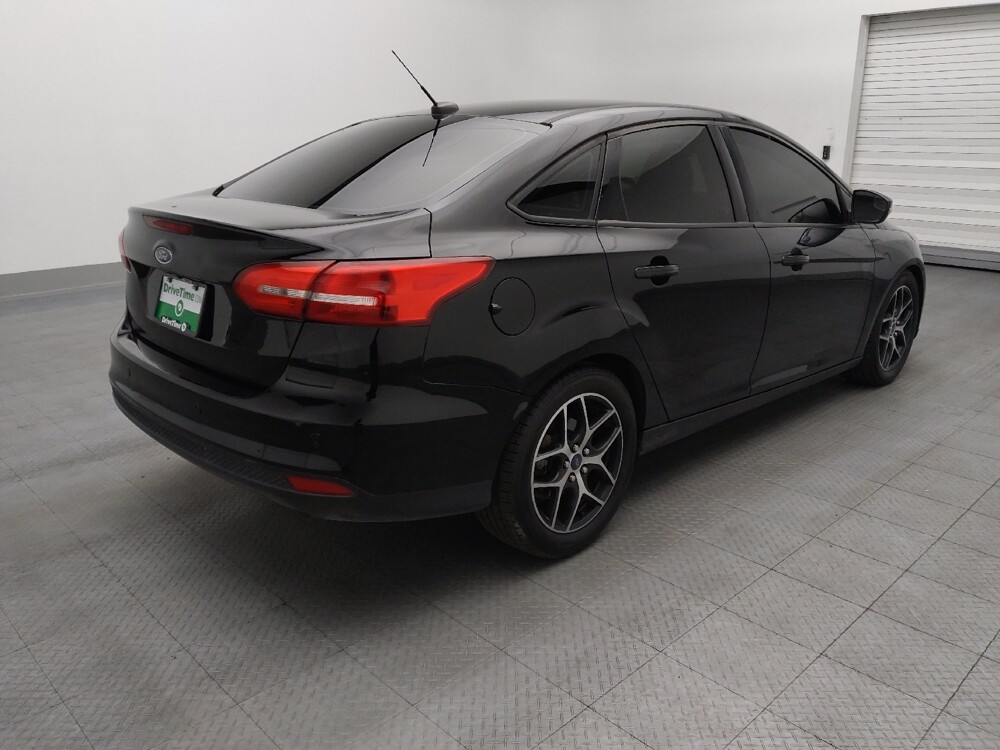 2018 Ford Focus in Jacksonville, FL 32225 - 18097911 9