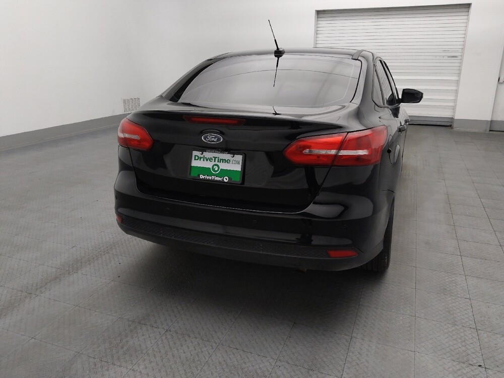 2018 Ford Focus in Jacksonville, FL 32225 - 18097911 7