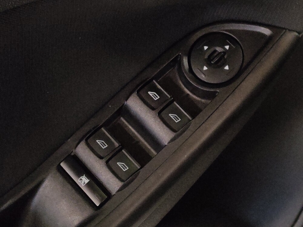 2018 Ford Focus in Jacksonville, FL 32225 - 18097911 27