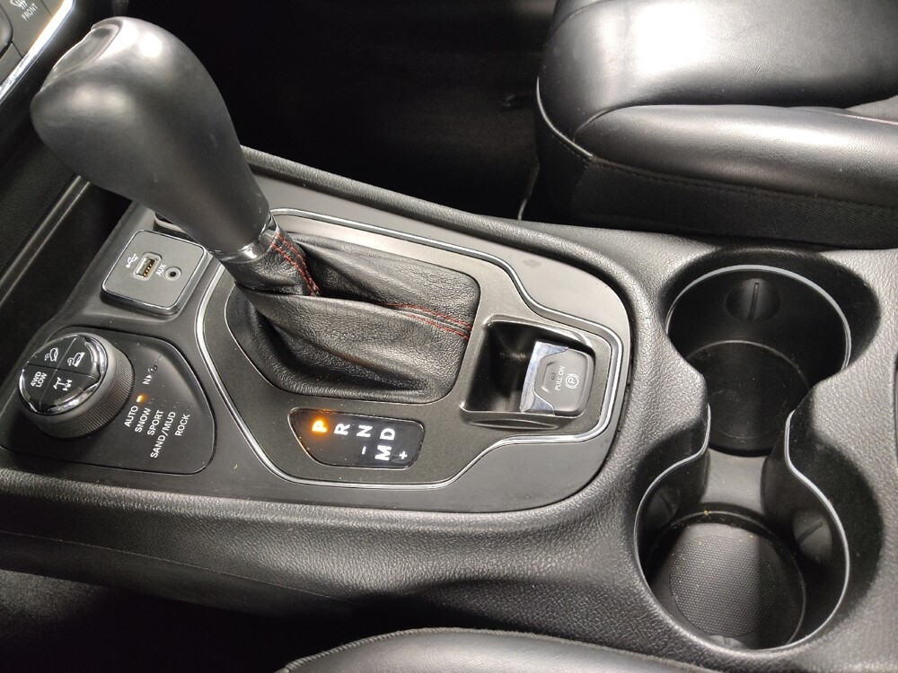 2019 Jeep Cherokee in San Antonio, TX 78238 - 18097912 26