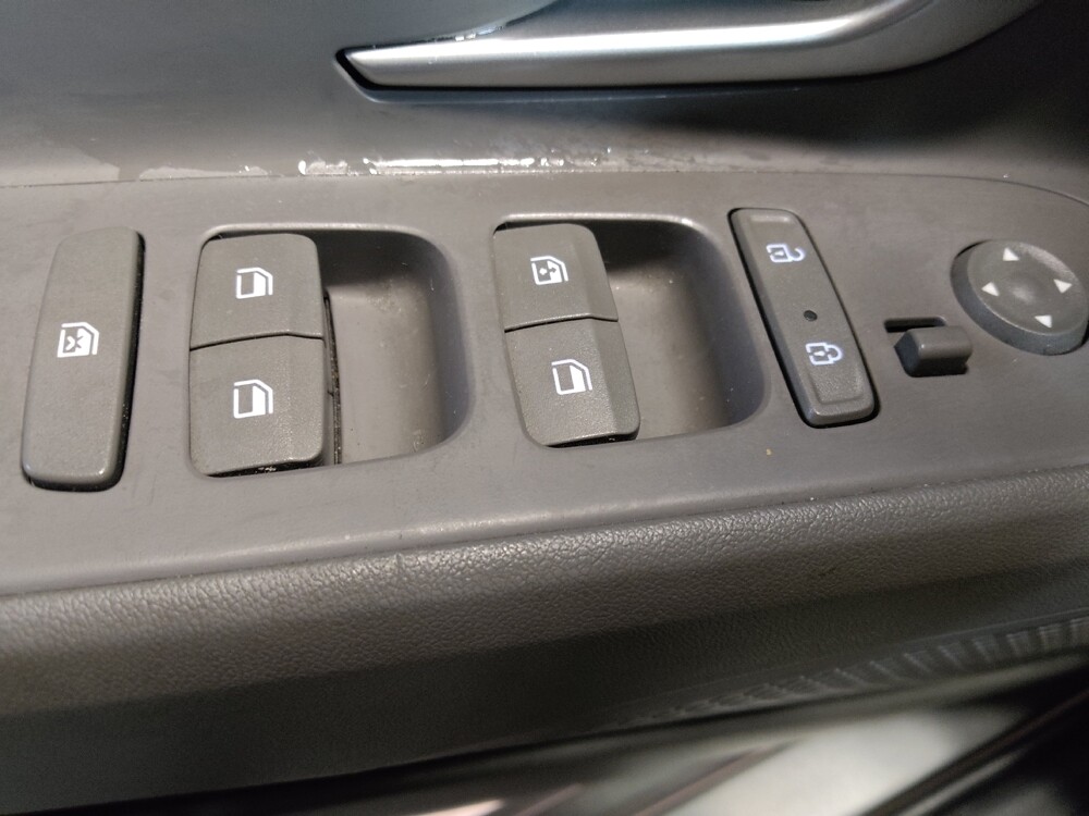 2022 Hyundai Elantra in Greensboro, NC 27407 - 18097918 27