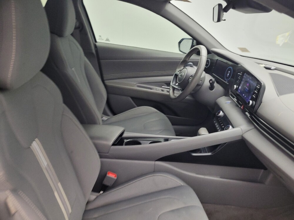 2022 Hyundai Elantra in Greensboro, NC 27407 - 18097918 21
