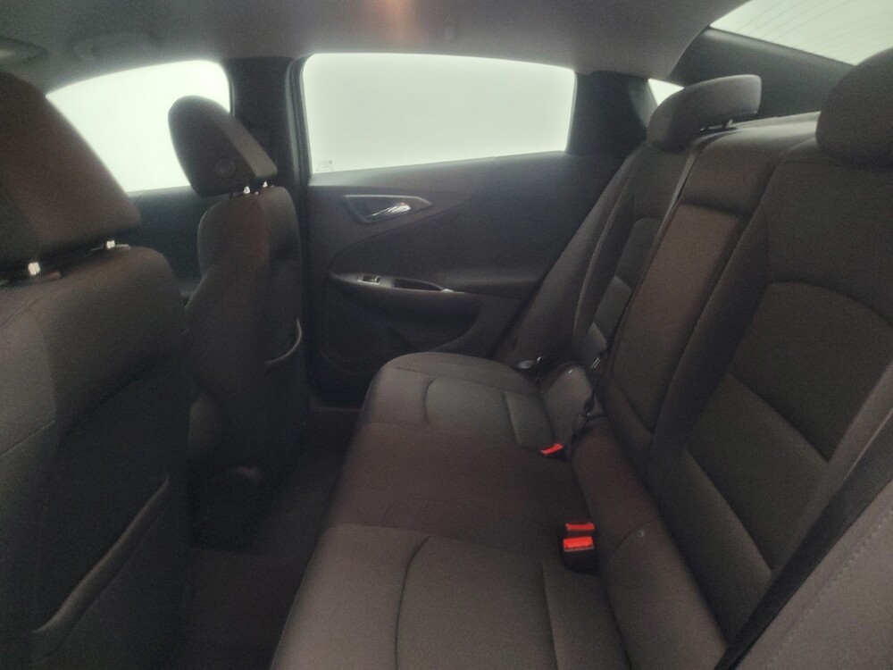 2017 Chevrolet Malibu in Albany, GA 31705 - 18097921 18