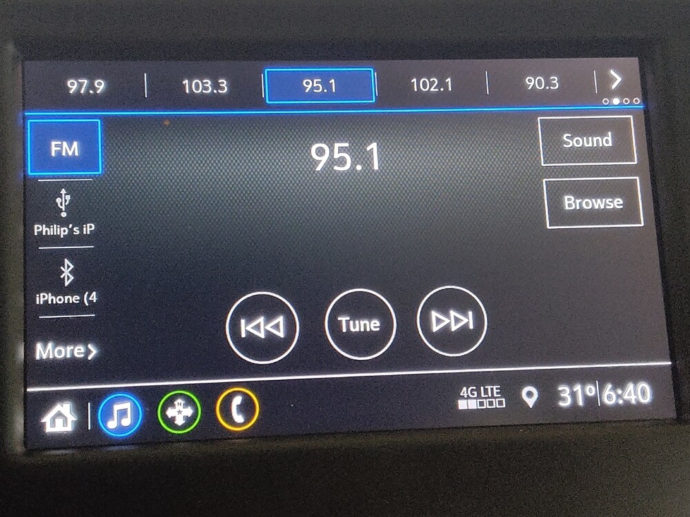 2019 Chevrolet Equinox in Greensboro, NC 27407 - 18097923 25