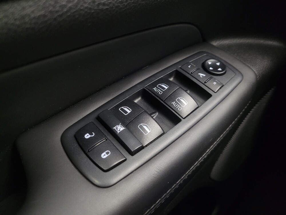 2020 Jeep Grand Cherokee in Ft Wayne, IN 46805 - 18097924 27