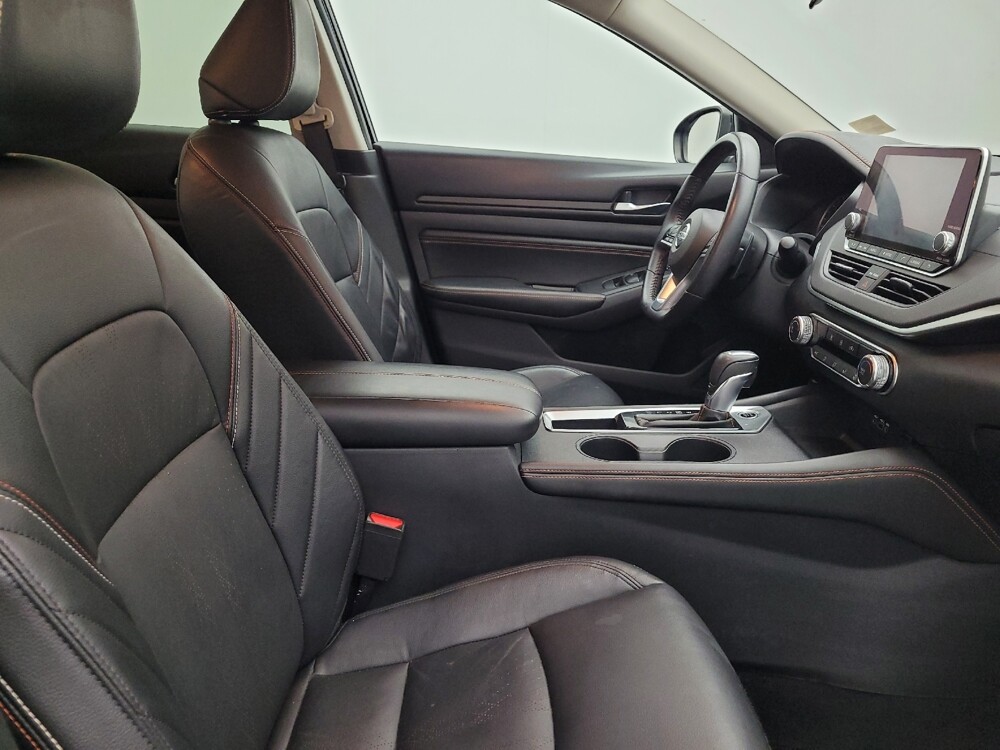 2019 Nissan Altima in Greensboro, NC 27407 - 18097927 21