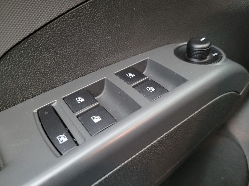 2017 Kia Forte in Phoenix, AZ 85022 - 18097930 27