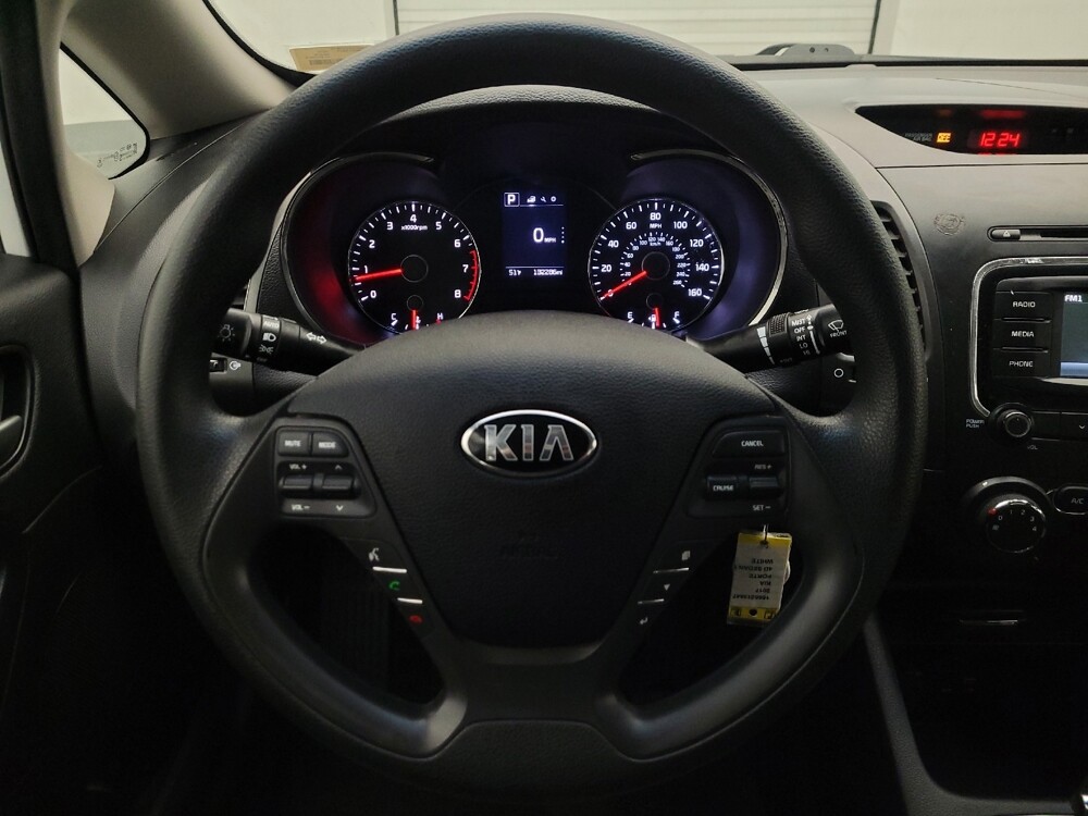 2017 Kia Forte in Phoenix, AZ 85022 - 18097930 22