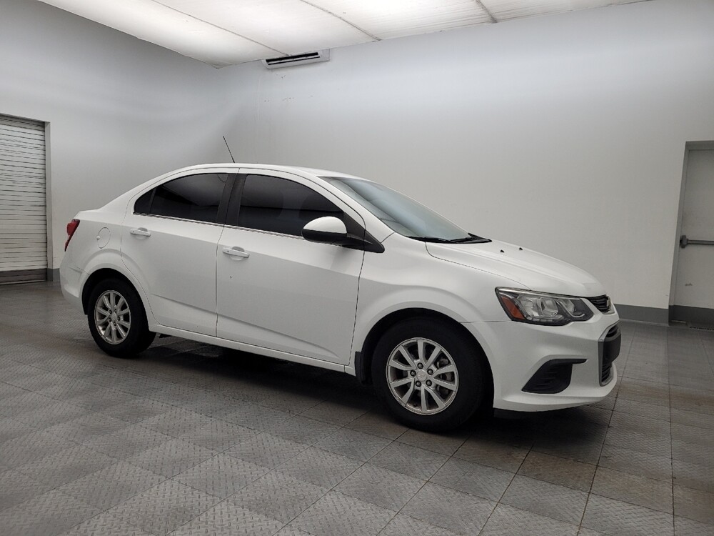 2017 Kia Forte in Phoenix, AZ 85022 - 18097930 11