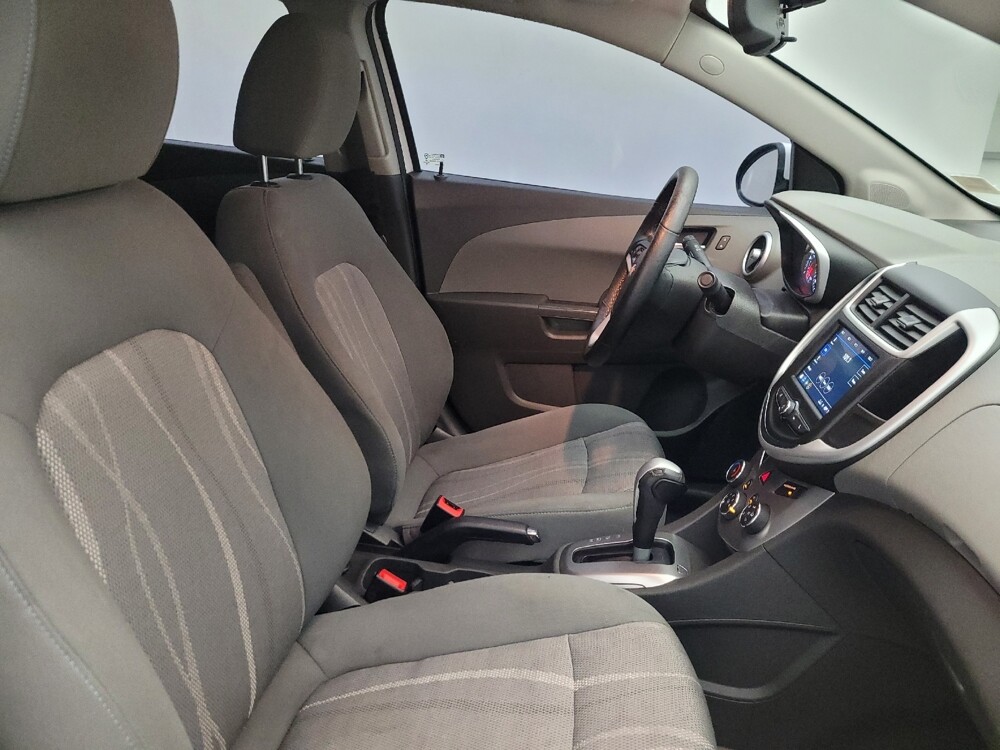 2017 Kia Forte in Phoenix, AZ 85022 - 18097930 21