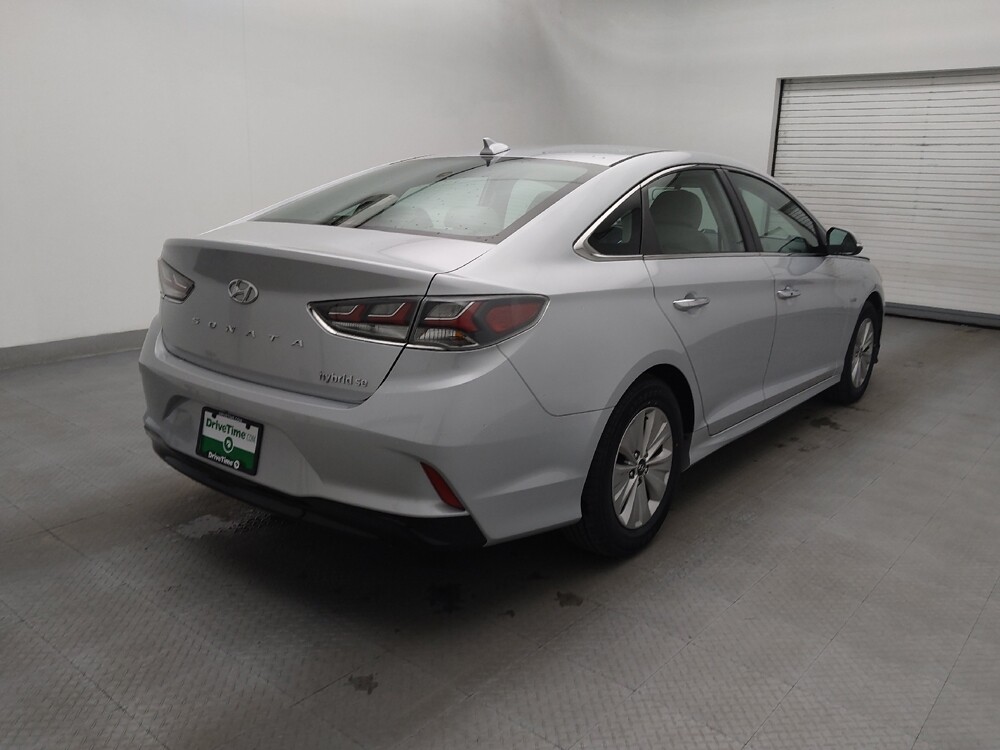 2019 Hyundai Sonata in Greenville, SC 29607 - 18097938 9