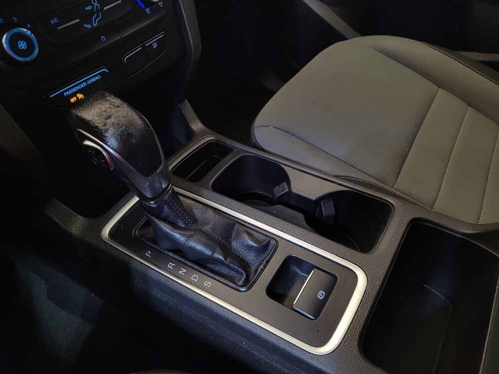 2018 Ford Escape in Cincinnati, OH 45255 - 18097939 26