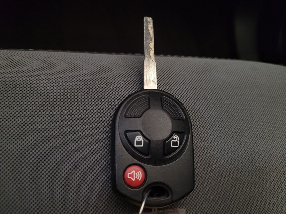 2018 Ford Escape in Cincinnati, OH 45255 - 18097939 32