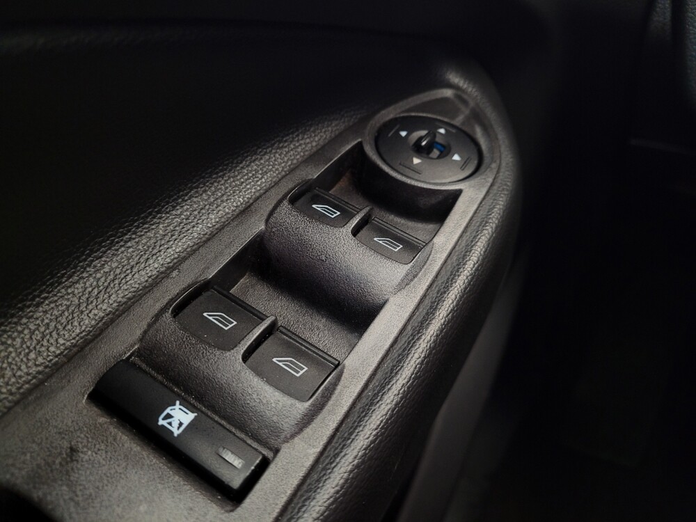 2018 Ford Escape in Cincinnati, OH 45255 - 18097939 27