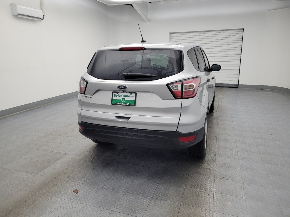 2018 Ford Escape in Cincinnati, OH 45255 - 18097939 7