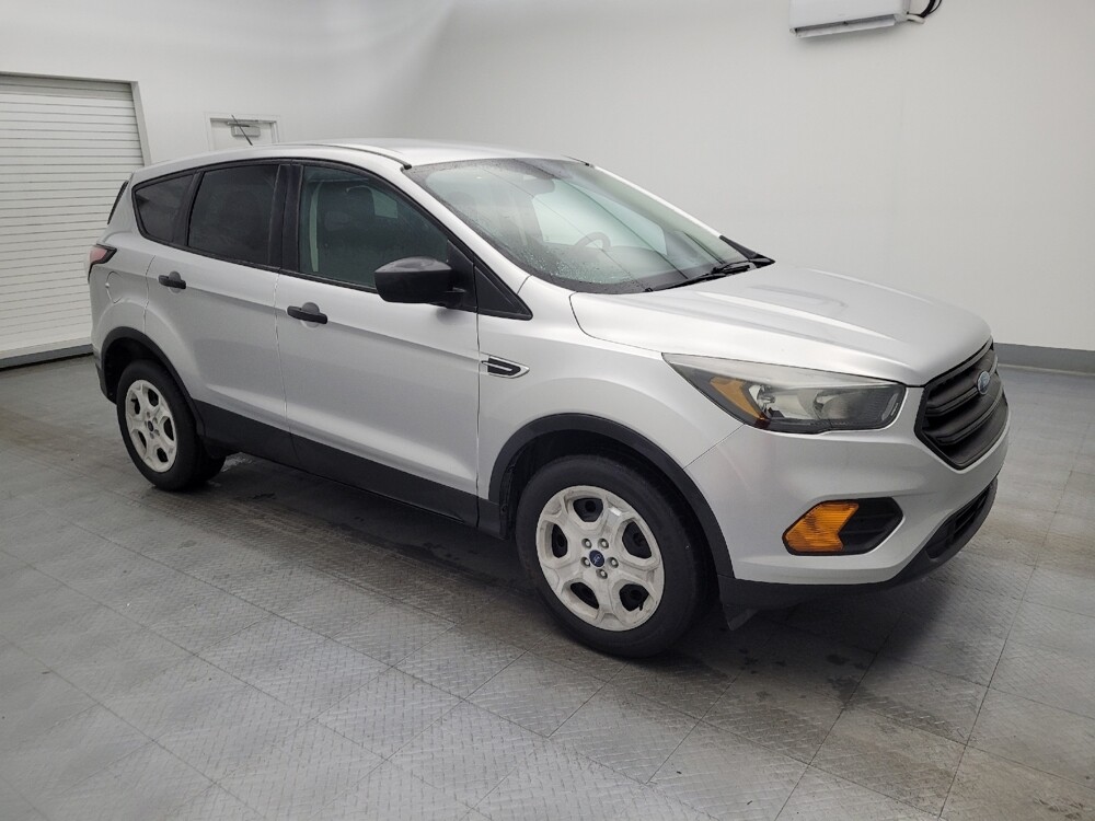 2018 Ford Escape in Cincinnati, OH 45255 - 18097939 11