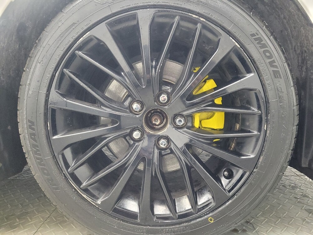 2020 Toyota Camry in Indianapolis, IN 46222 - 18097941 31