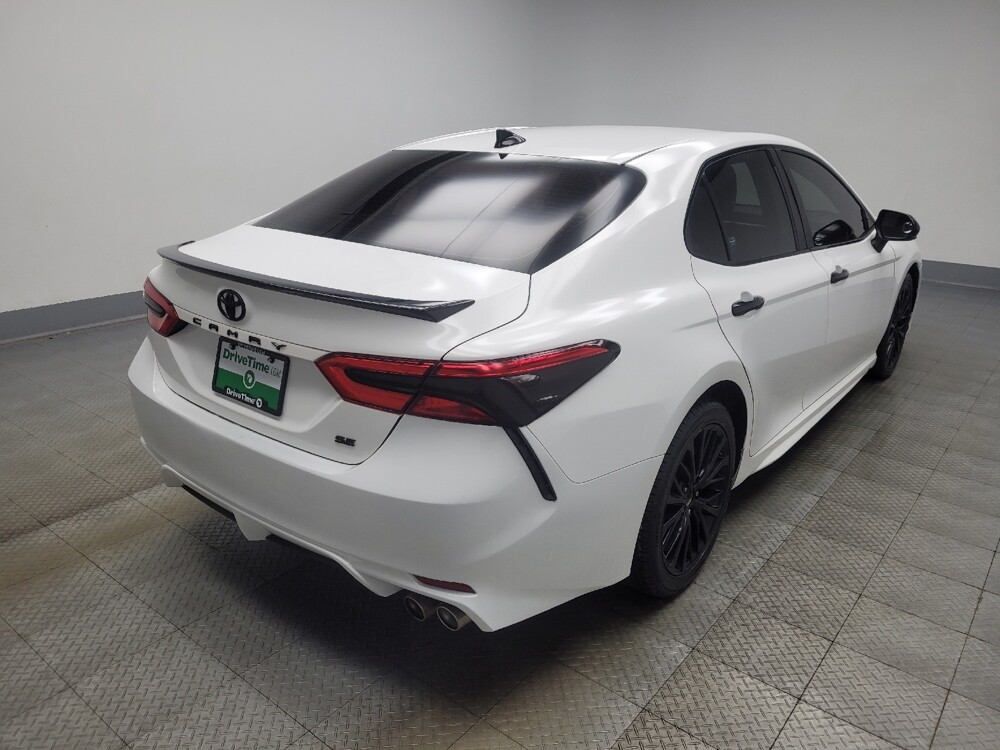 2020 Toyota Camry in Indianapolis, IN 46222 - 18097941 9