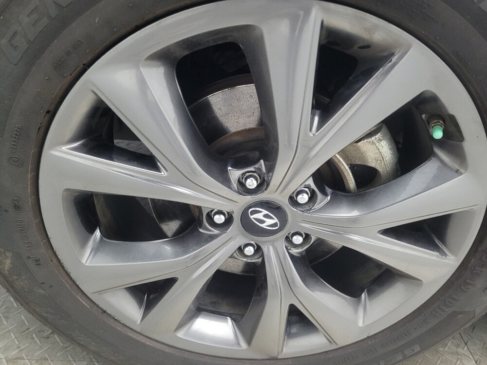 2018 Hyundai Santa Fe in Marietta, GA 30062 - 18097942 31