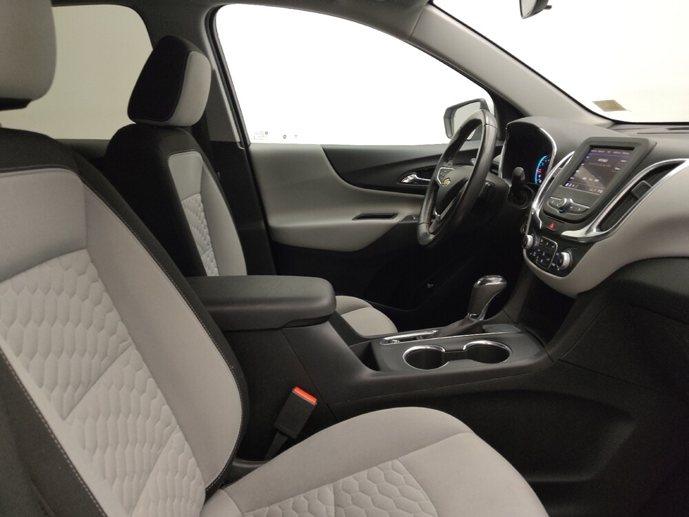 2020 Chevrolet Equinox in Midlothian, IL 60445 - 18097949 21