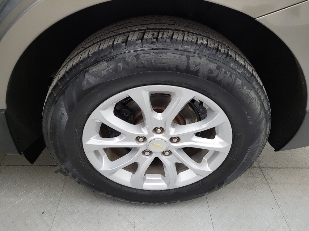 2019 Chevrolet Equinox in Cincinnati, OH 45255 - 18097952 31