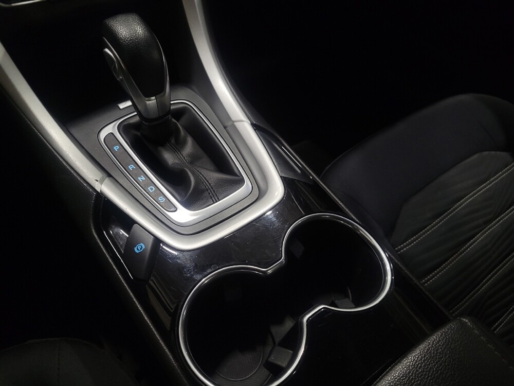 2016 Ford Fusion in Glen Burnie, MD 21061 - 18097968 26