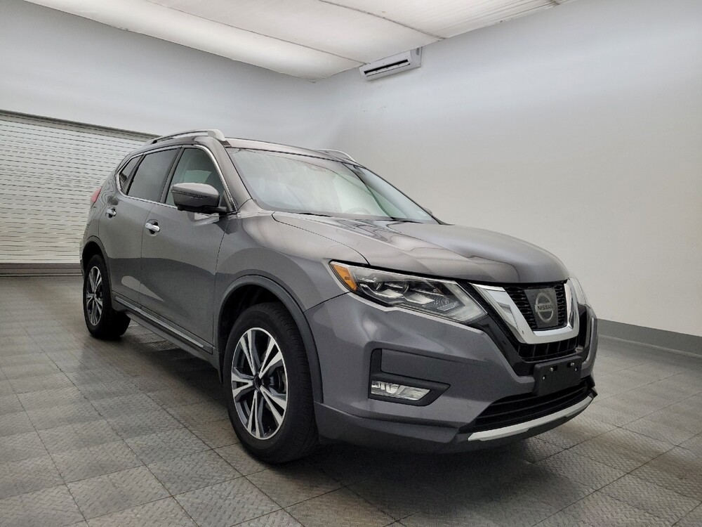 2017 Nissan Rogue in Glendale, AZ 85301 - 18097981 13