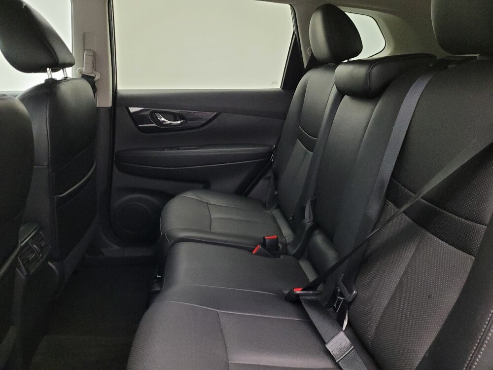 2017 Nissan Rogue in Glendale, AZ 85301 - 18097981 18