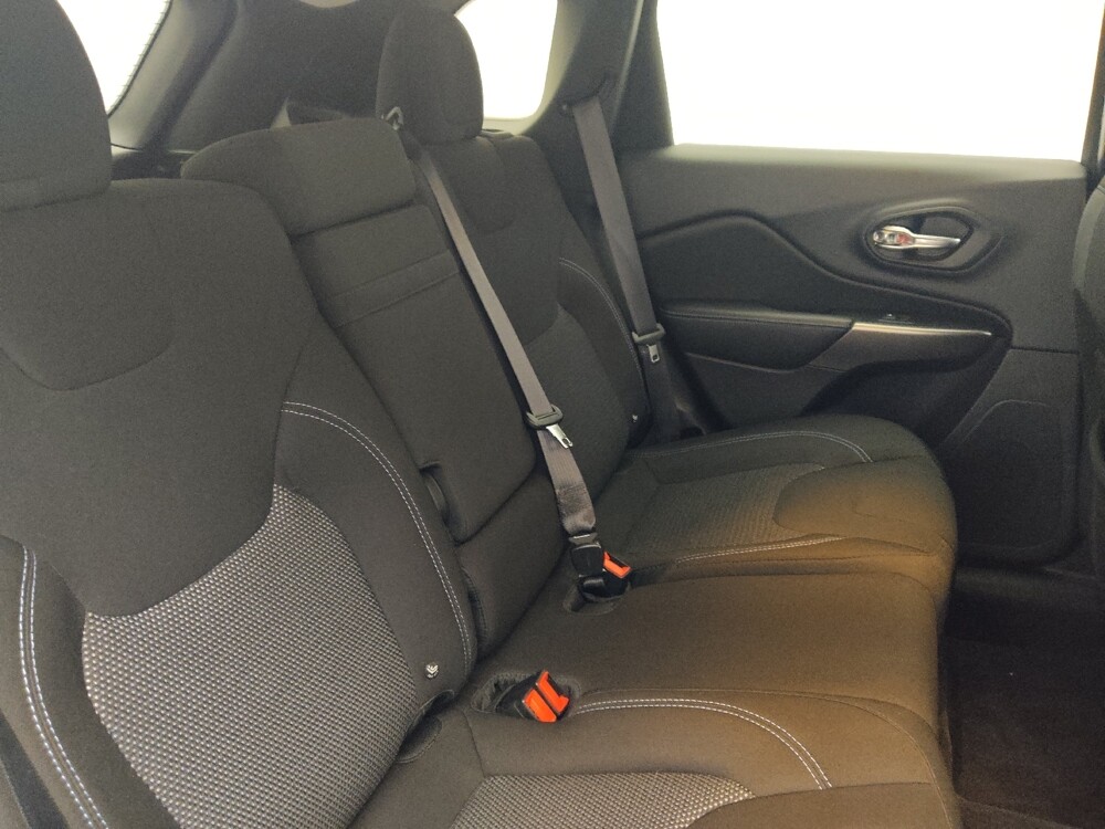 2019 Jeep Cherokee in Augusta, GA 30907 - 18097985 19