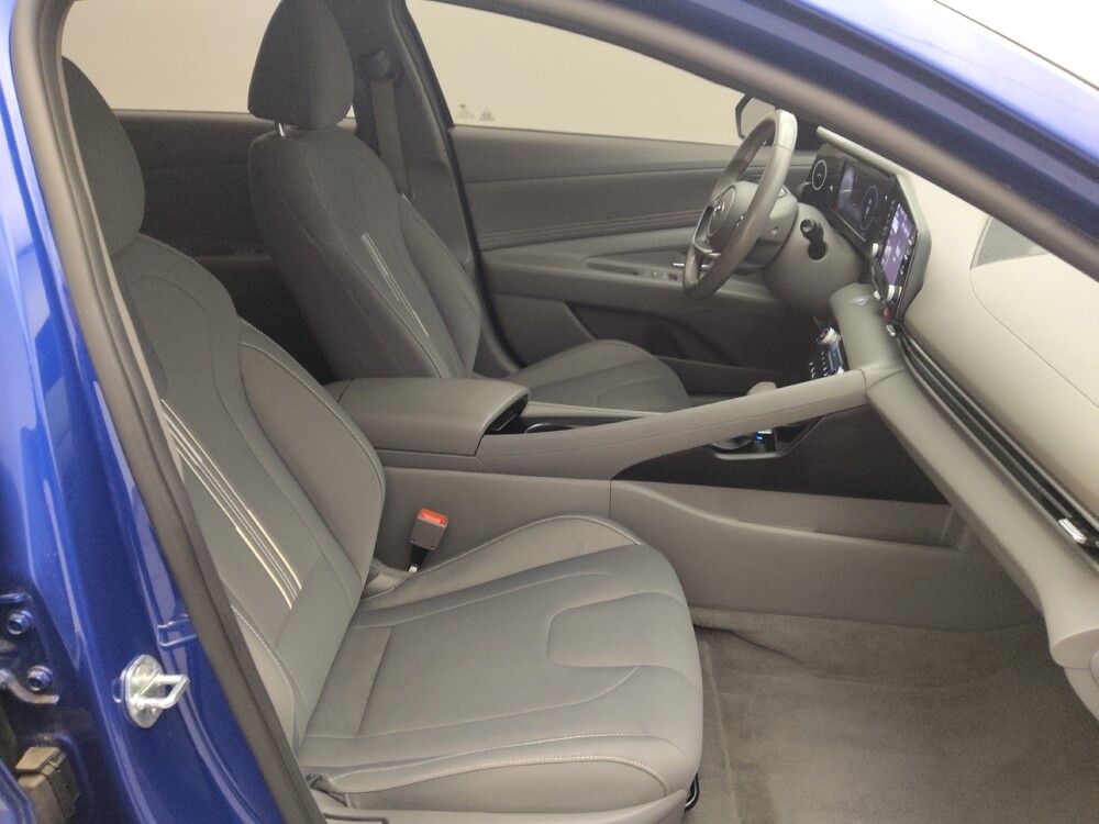 2021 Hyundai Elantra in Houston, TX 77074 - 18097987 21