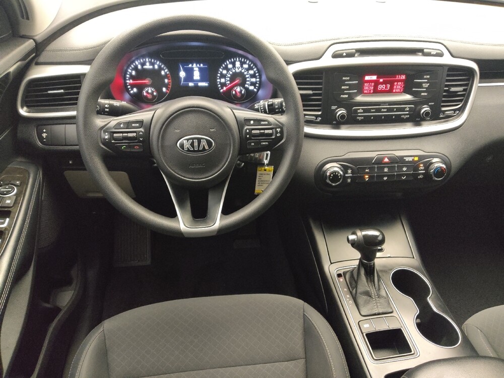 2017 Kia Sorento in Houston, TX 77060 - 18097988 22