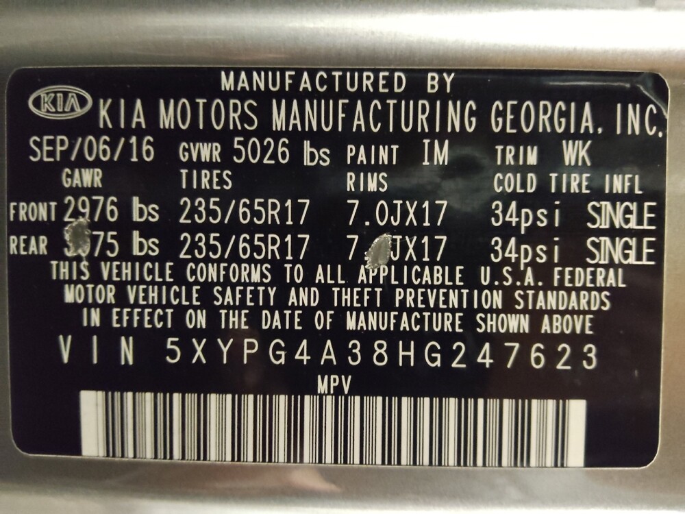 2017 Kia Sorento in Houston, TX 77060 - 18097988 33