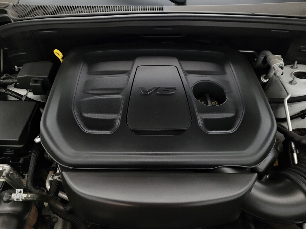 2020 Jeep Grand Cherokee in Glendale, AZ 85301 - 18097990 30