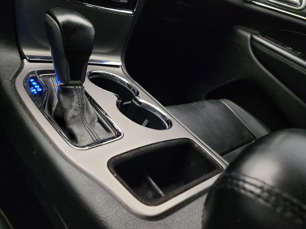 2020 Jeep Grand Cherokee in Glendale, AZ 85301 - 18097990 26