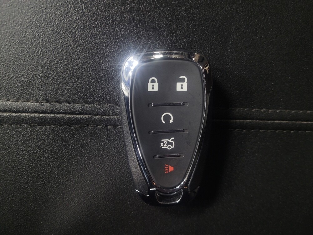 2020 Chevrolet Malibu in Conyers, GA 30094 - 18097994 32