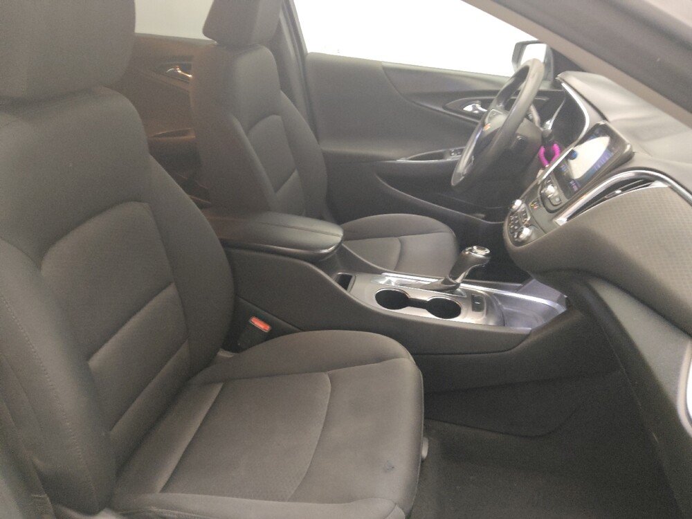 2020 Chevrolet Malibu in Conyers, GA 30094 - 18097994 21
