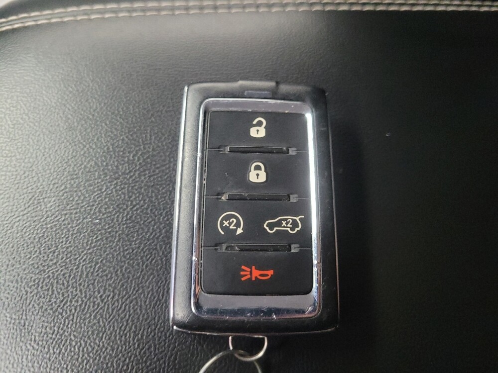 2022 Jeep Grand Cherokee L in Indianapolis, IN 46222 - 18097996 32