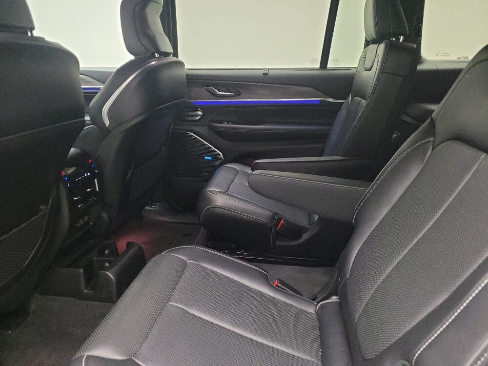 2021 Jeep Grand Cherokee L in Taylor, MI 48180 - 18098003 18