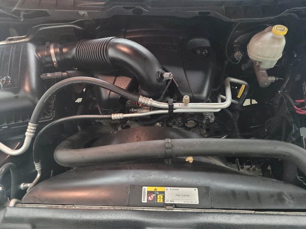 2015 RAM 1500 in Taylor, MI 48180 - 18098004 30