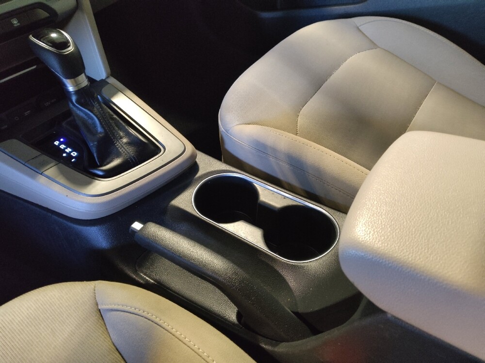 2017 Hyundai Elantra in Jacksonville, FL 32225 - 18098013 26