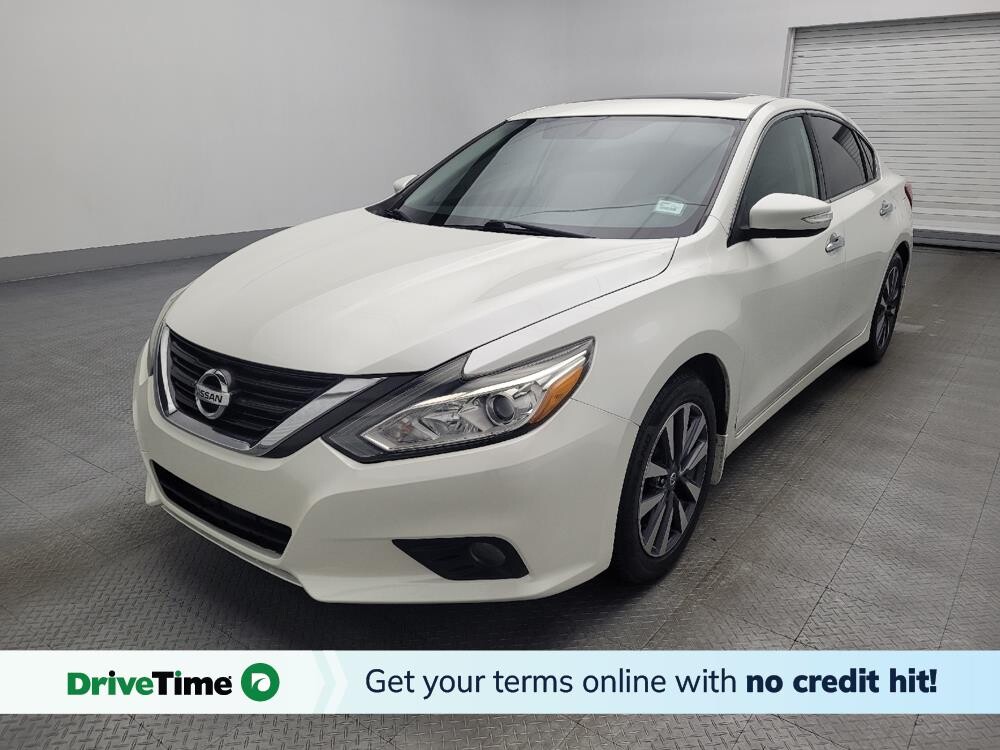 2017 Nissan Altima in Pensacola, FL 32505 - 18098015