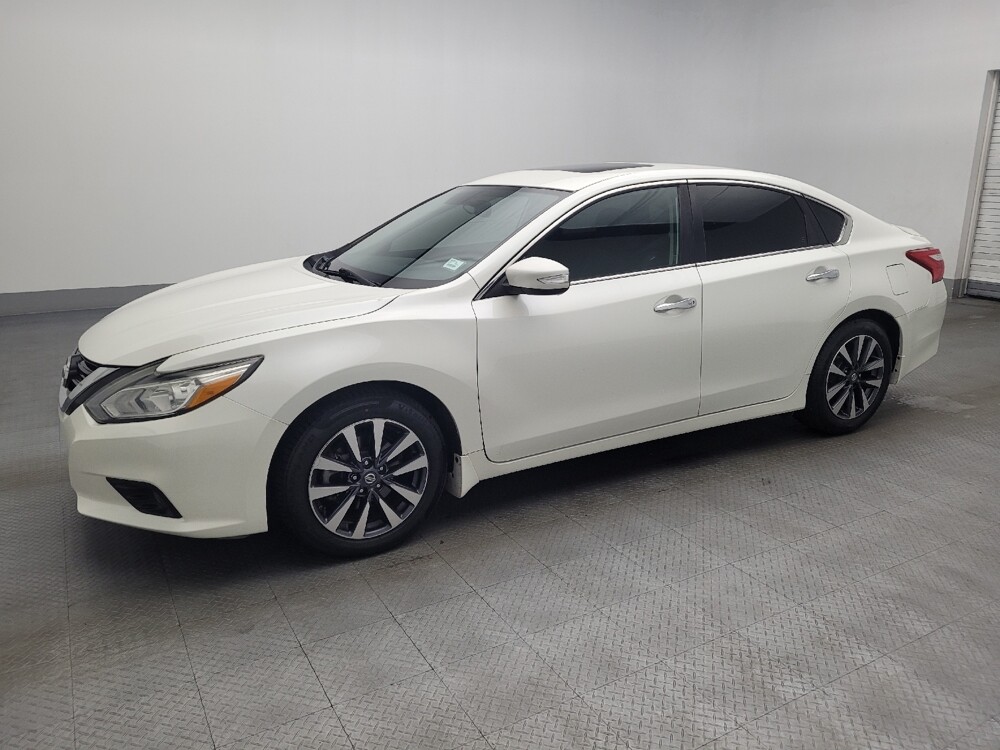 2017 Nissan Altima in Pensacola, FL 32505 - 18098015 2