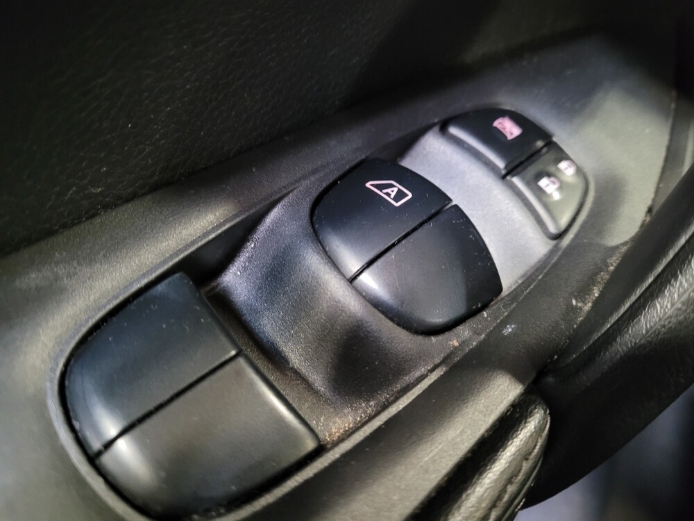 2019 Nissan Rogue Sport in Riverside, CA 92504 - 18098021 27