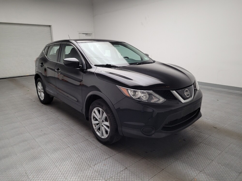 2019 Nissan Rogue Sport in Riverside, CA 92504 - 18098021 13