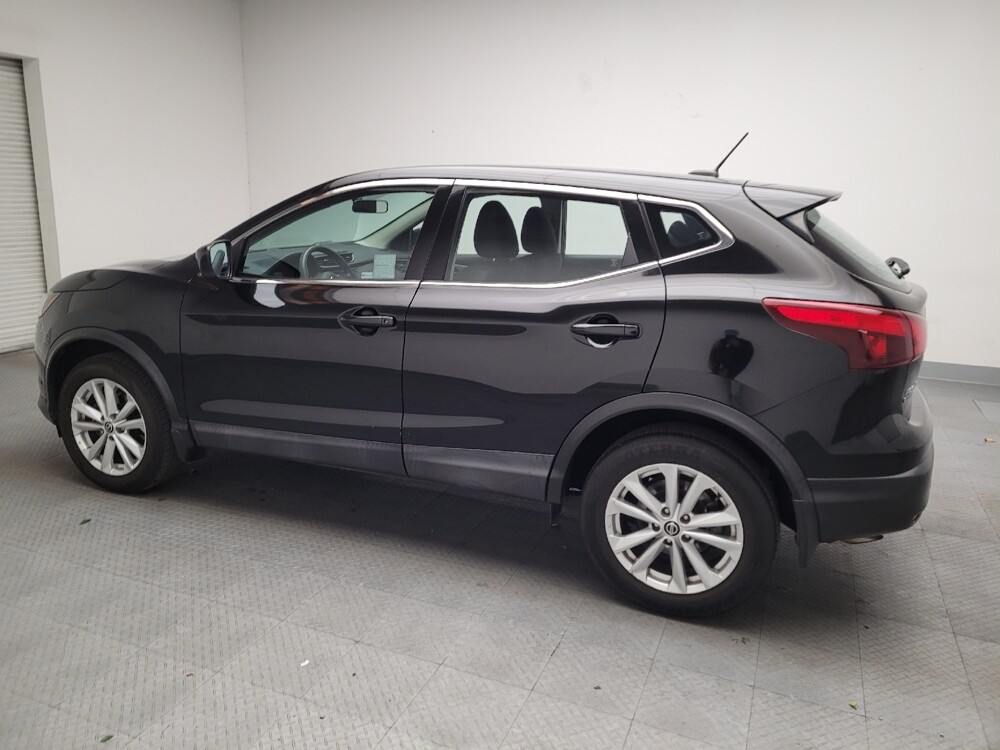 2019 Nissan Rogue Sport in Riverside, CA 92504 - 18098021 3